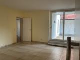Essbereich mit Zugang zur Dachterrasse