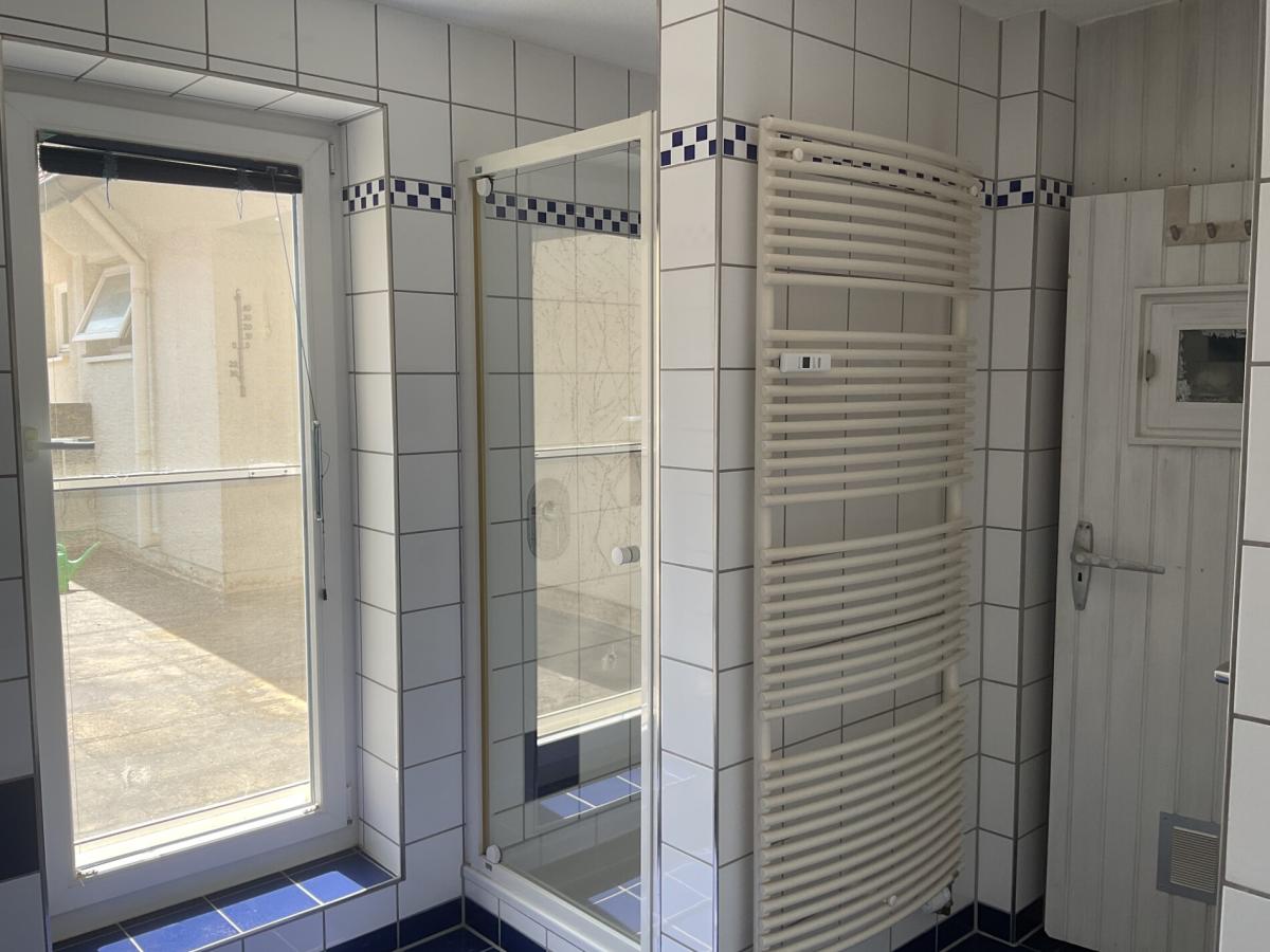 Bad mit Zugang zu Sauna & privater Dachterrasse