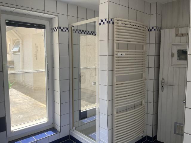Bad mit Zugang zu Sauna & privater Dachterrasse