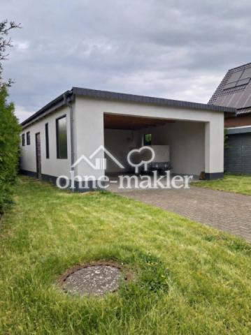 Blick auf Wohnzimmer (Süd)