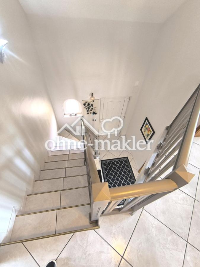 Treppe zum OG