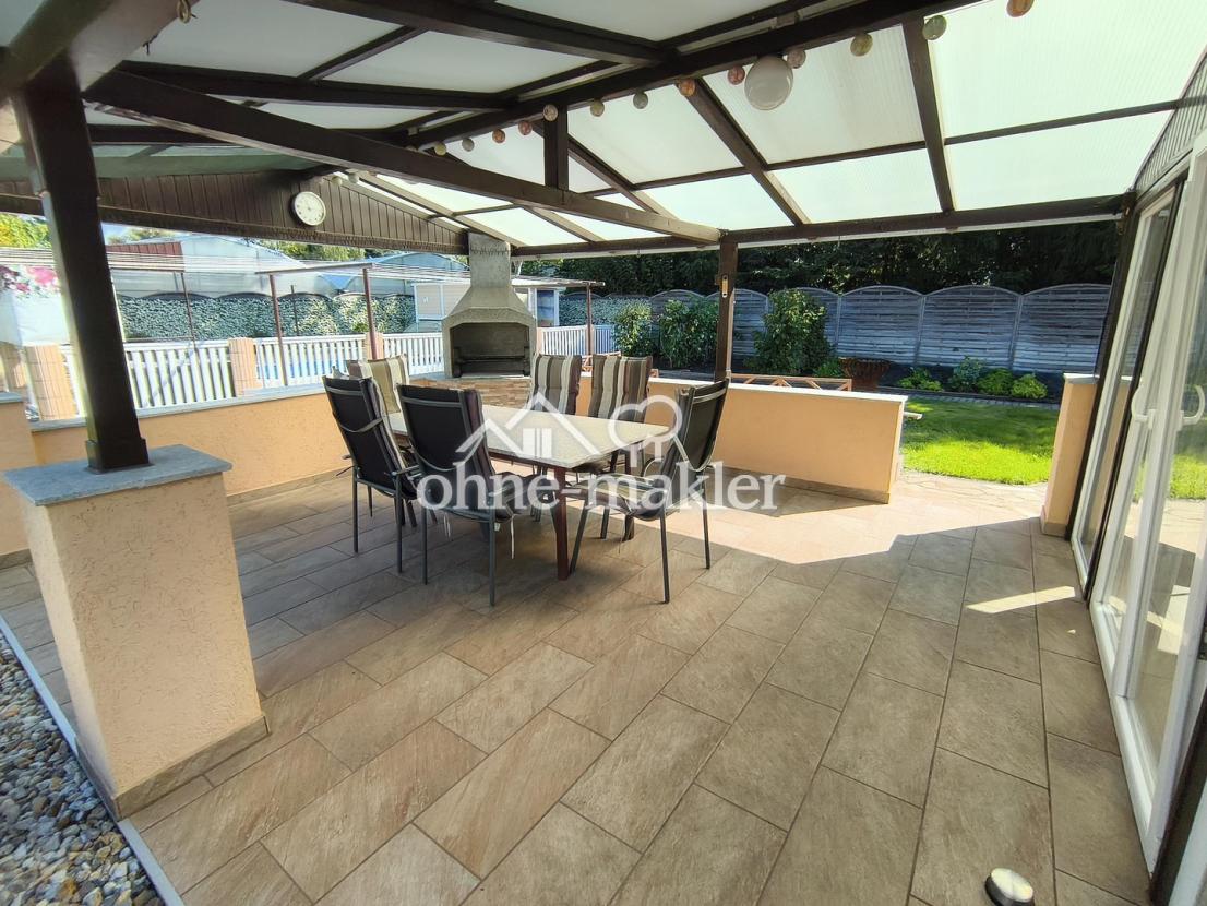 Überdachte Terrasse