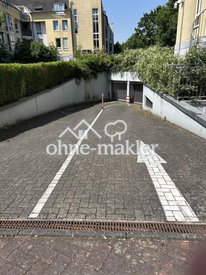 Eifahrt zur Tiefgarage