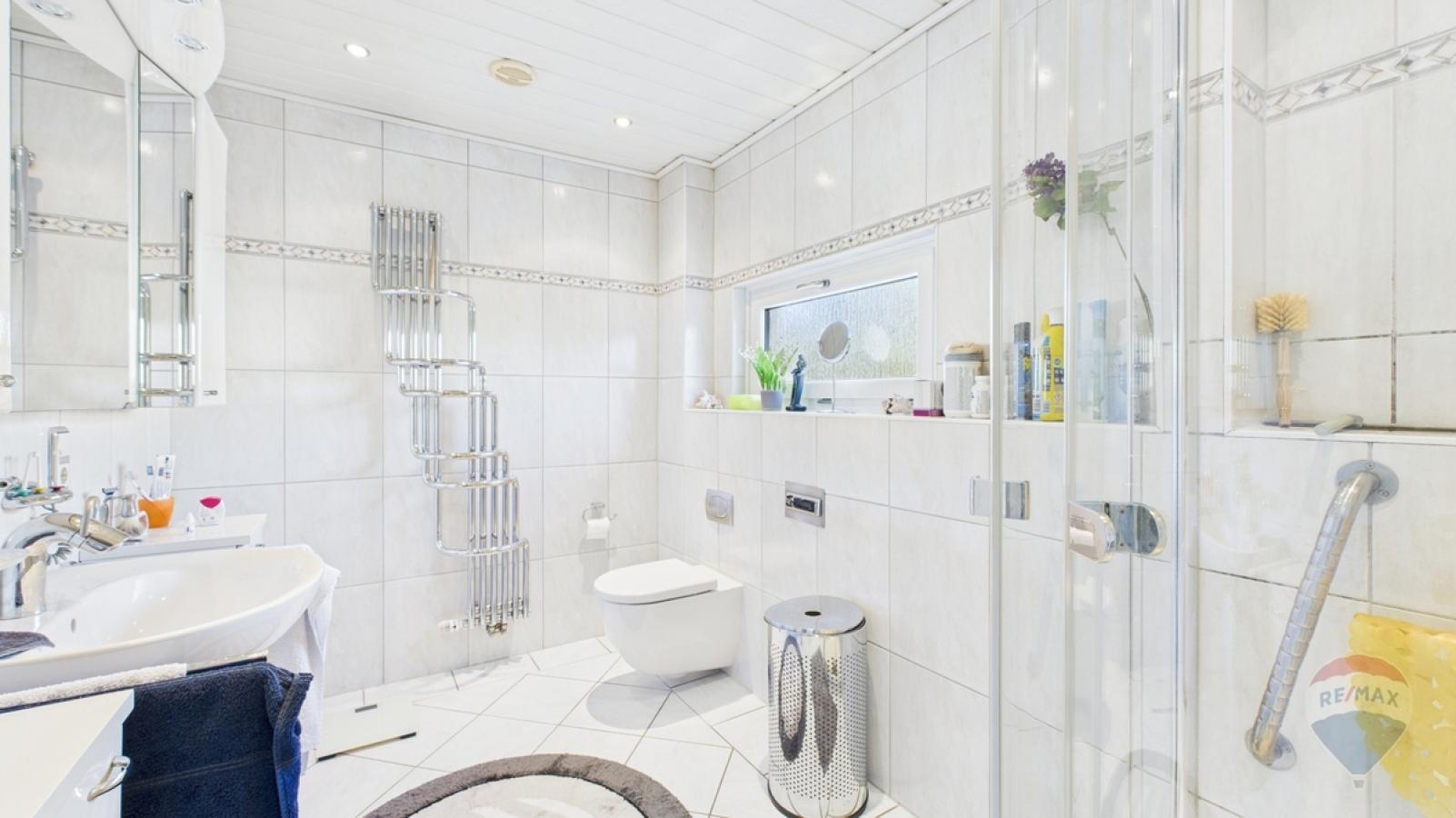 Badezimmer Erdgeschoss