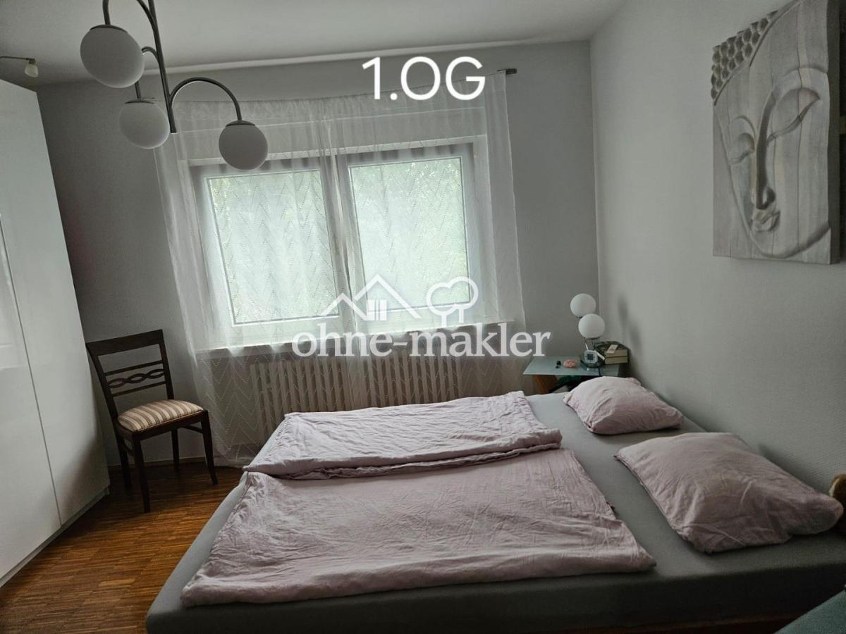 1.OG Schlafzimmer