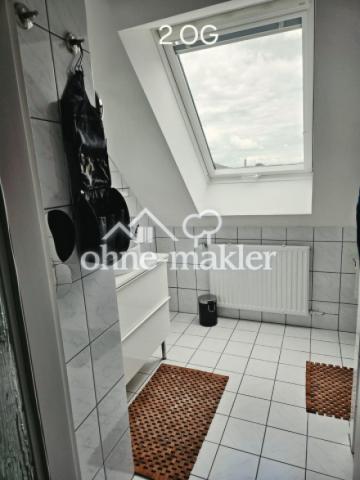 2.OG Badezimmer mit Dusche