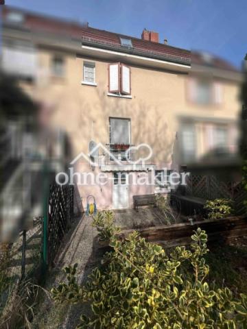Rückansicht + Terrasse
