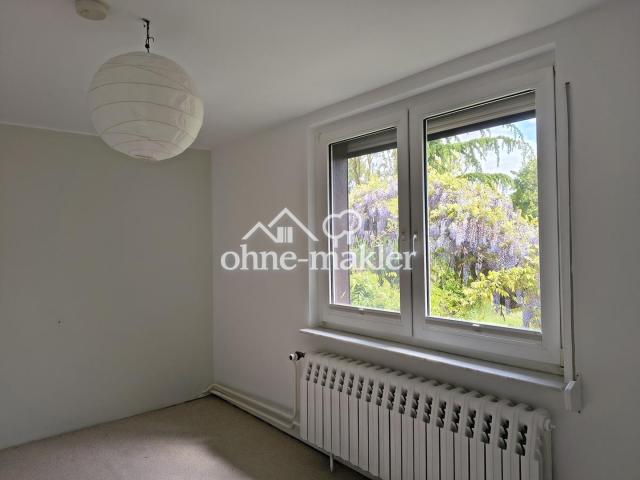 Schlafzimmer/Kinderzimmer/Büro