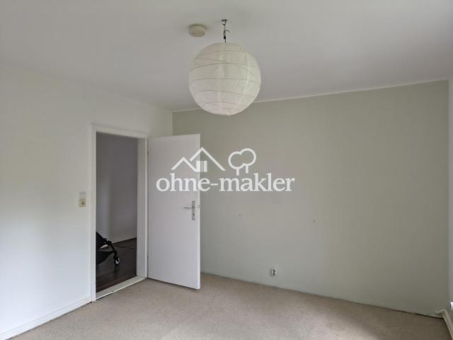 Schlafzimmer/Kinderzimmer/Büro