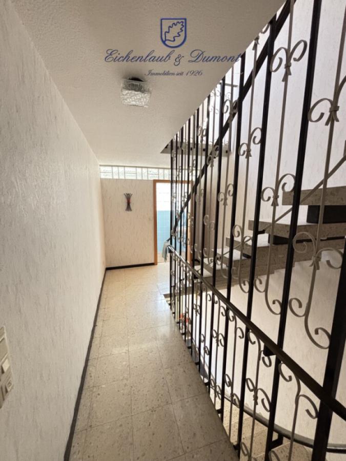 Treppenhaus mit Gäste-WC