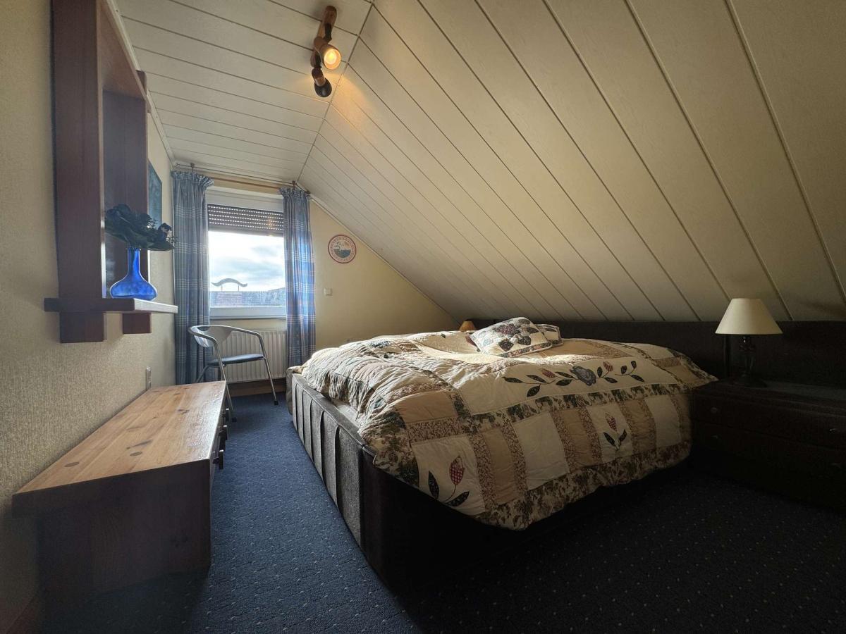 Schlafzimmer OG
