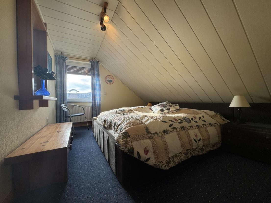 Schlafzimmer OG