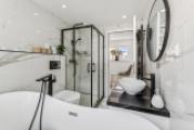 OG: Badezimmer