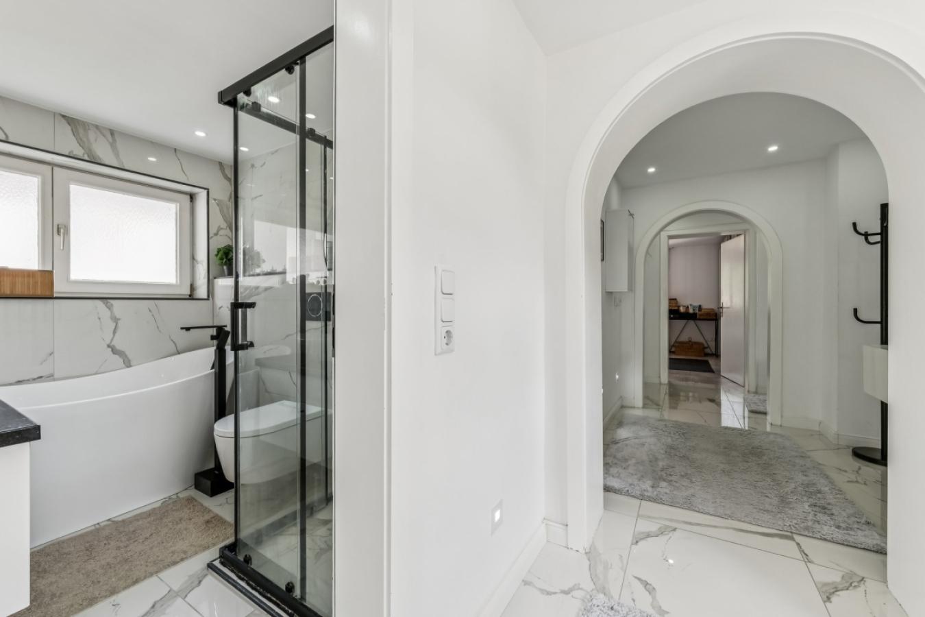 OG: Badezimmer