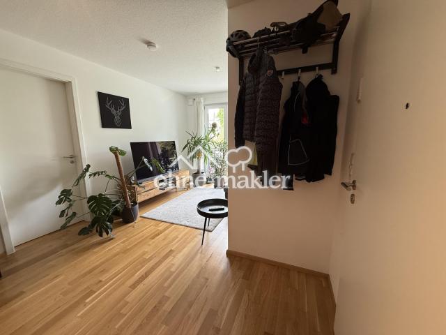 Eingangsbereich/ Wohnzimmer