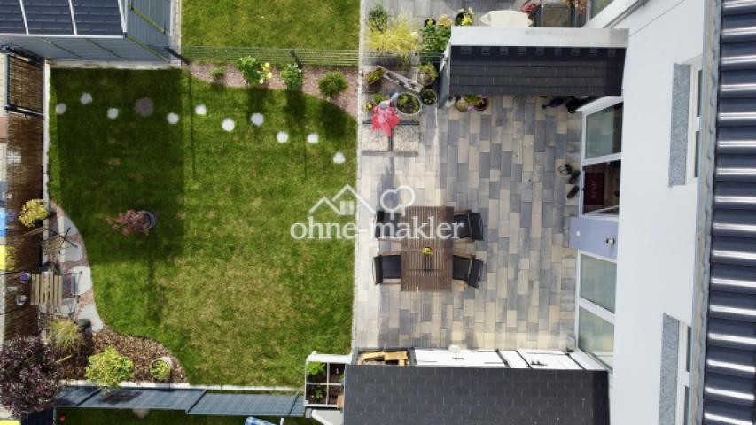 Garten mit Terrasse 