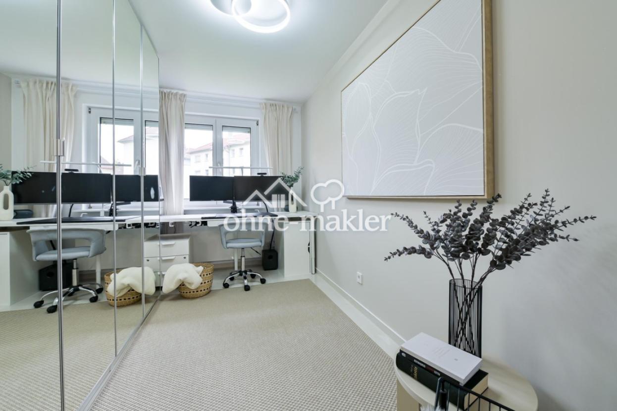 Arbeitszimmer