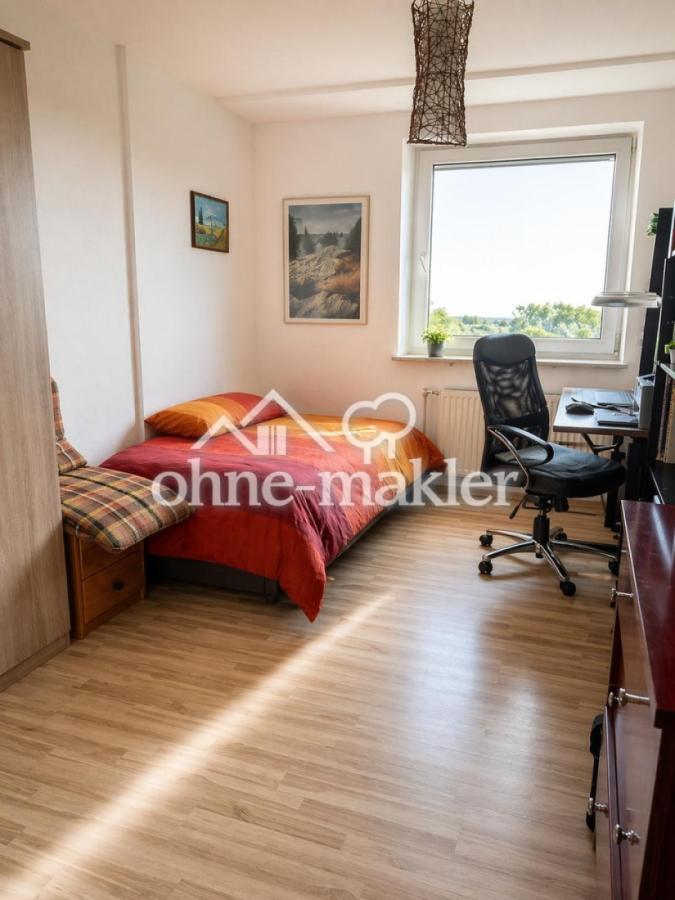 Kinder-/Arbeitszimmer