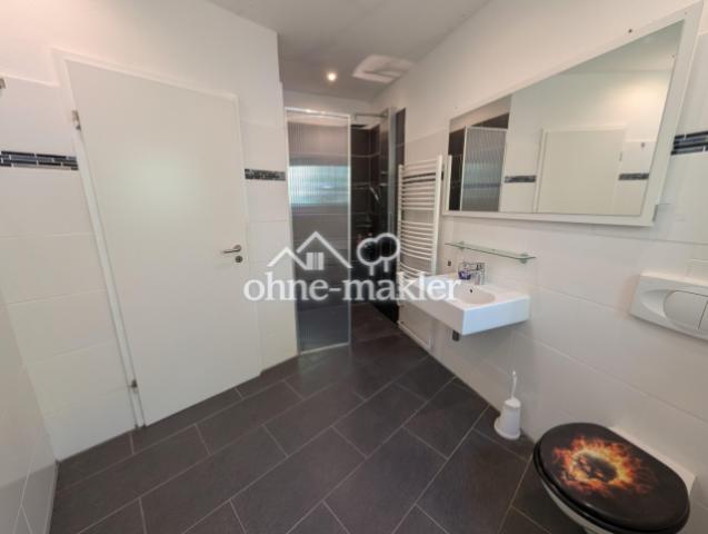 Badezimmer untere Wohneinhei