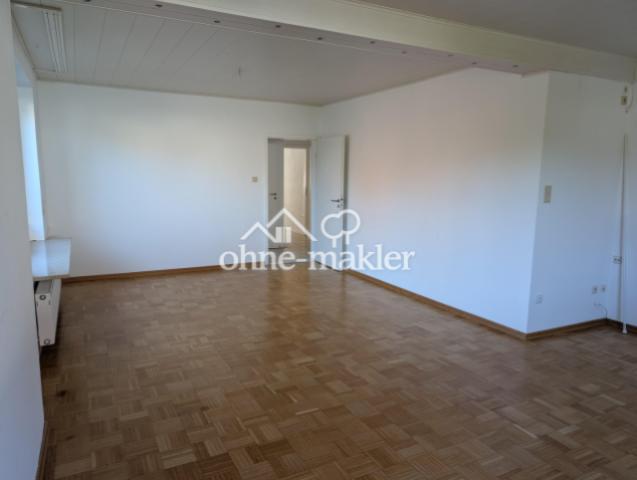 Wohnmzimmer untere Wohneinheit