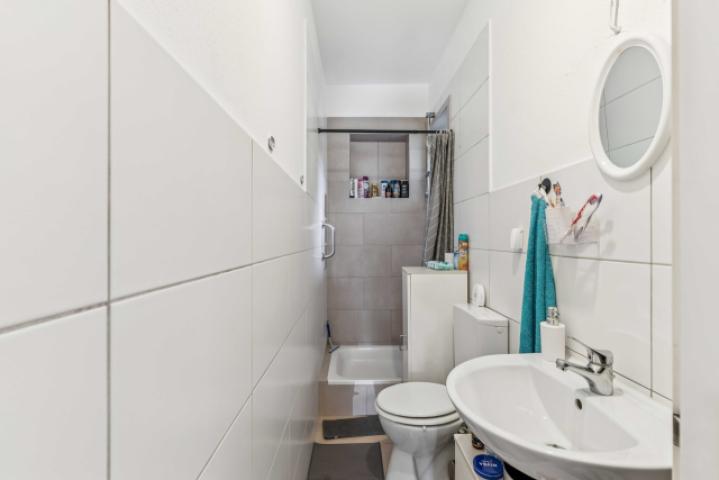 Wohnung 2_Badezimmer EG