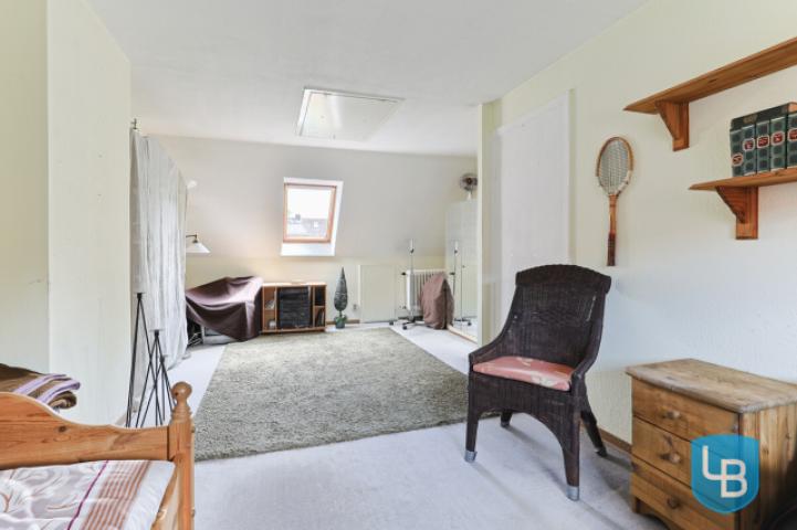 Hell und viel Platz!