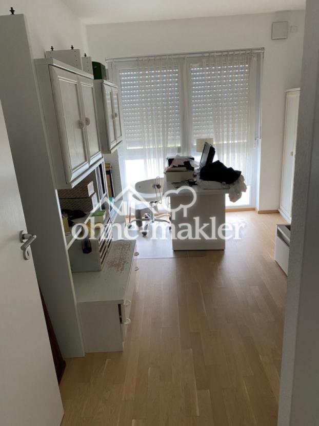Arbeitszimmer