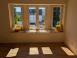 Schlafzimmer mit Sitzbank