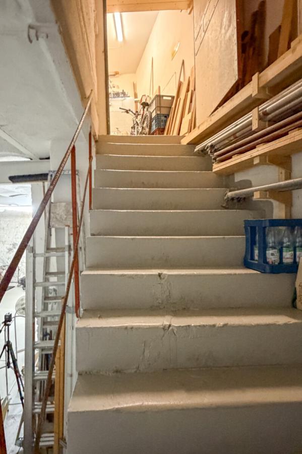 Treppe UG/EG Hinterhaus
