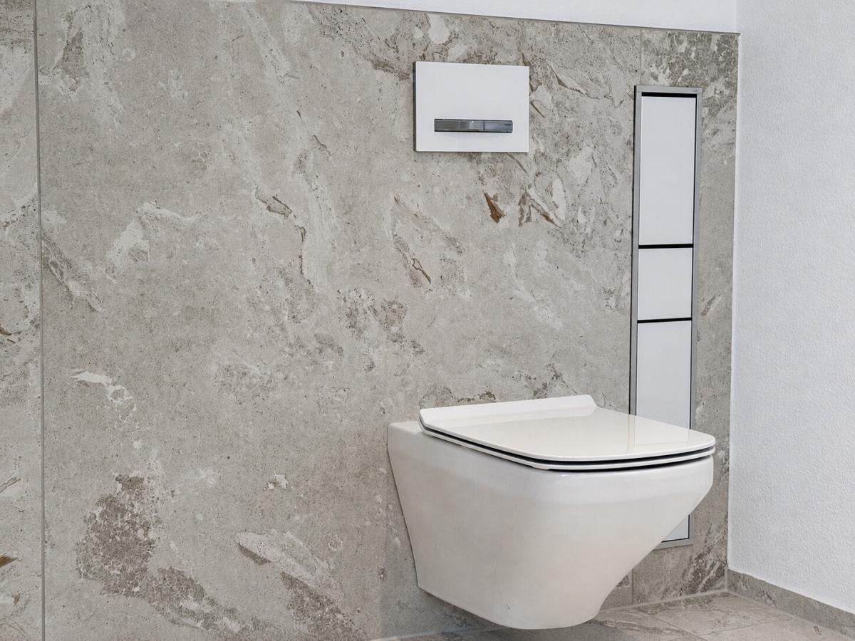 Stilvolle Badgestaltung mit Wand-WC