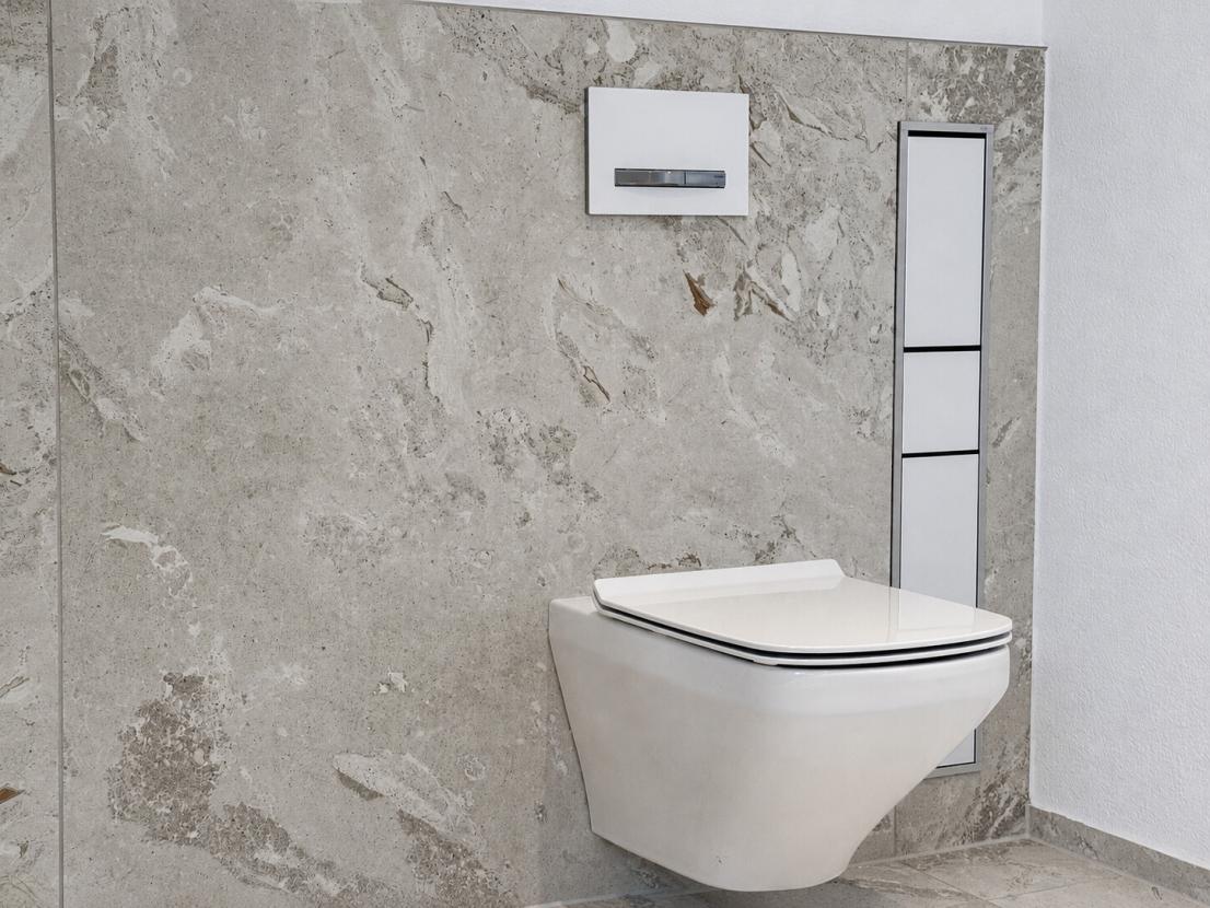 Stilvolle Badgestaltung mit Wand-WC