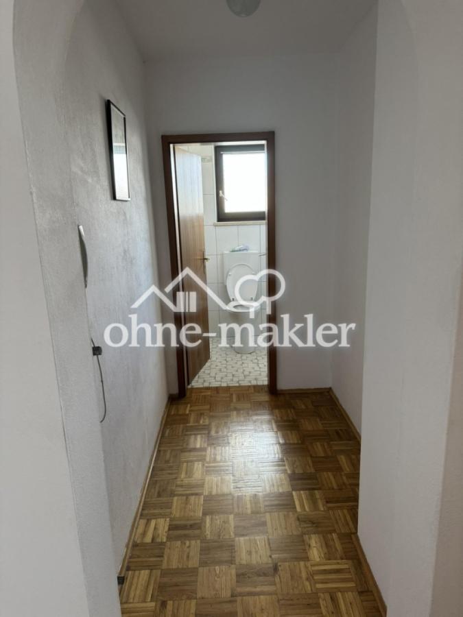 Wohnen OG Garderobe/Gäste WC