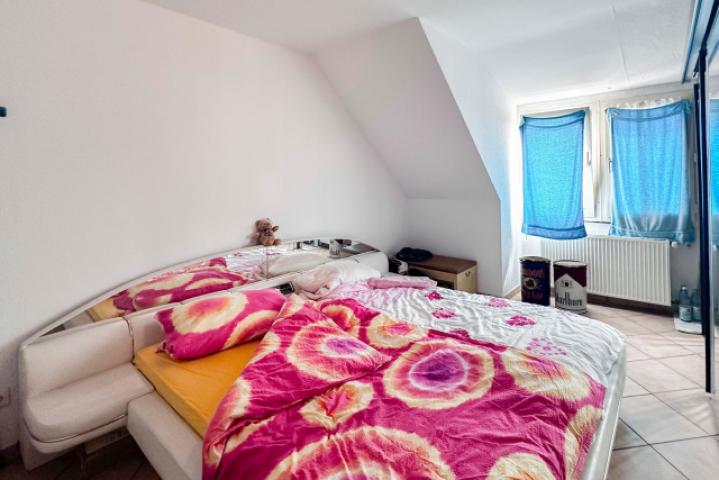 4. Schlafzimmer