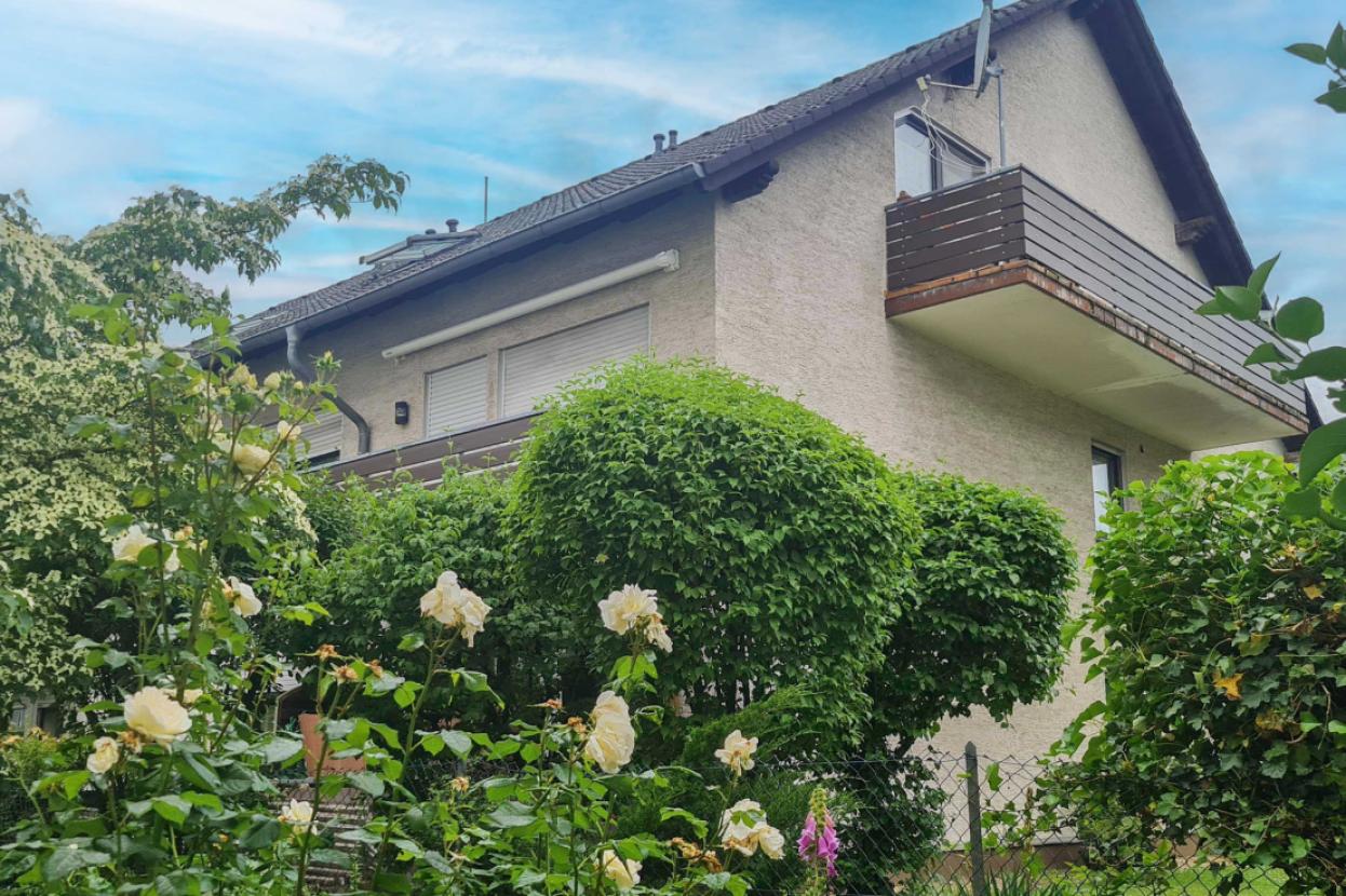 Blick zum Balkon