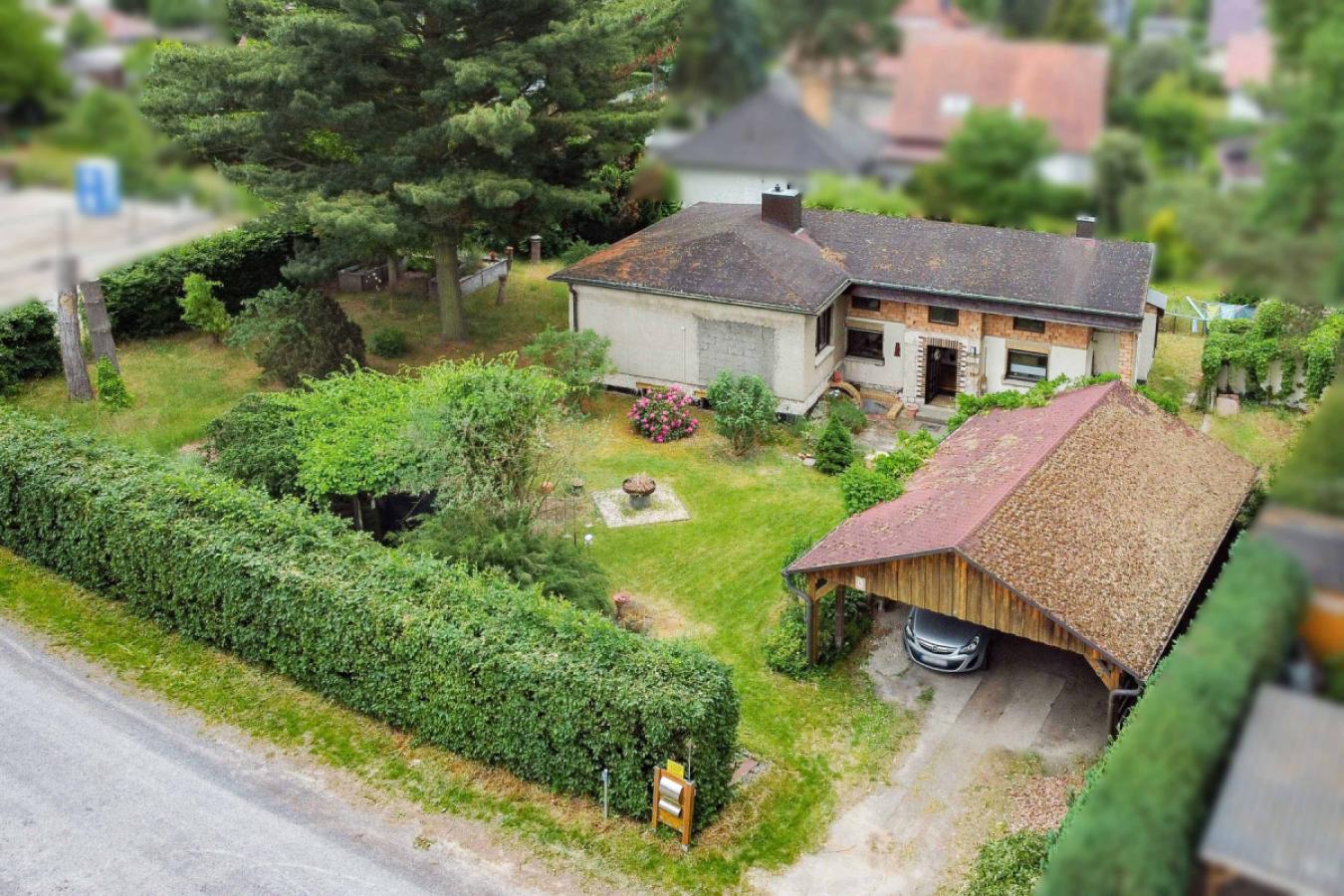 Luftbild Haus und Grundstück