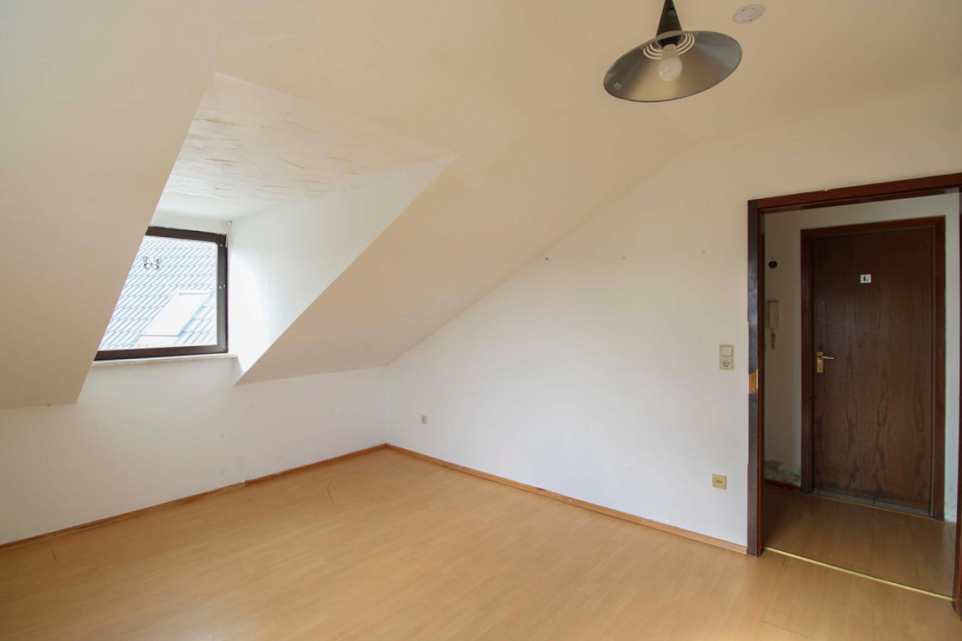 Schlafzimmer DG