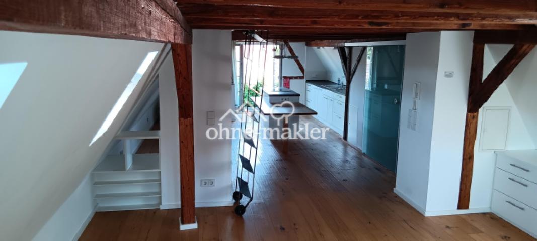Wohnzimmer Blick Küche/EZ
