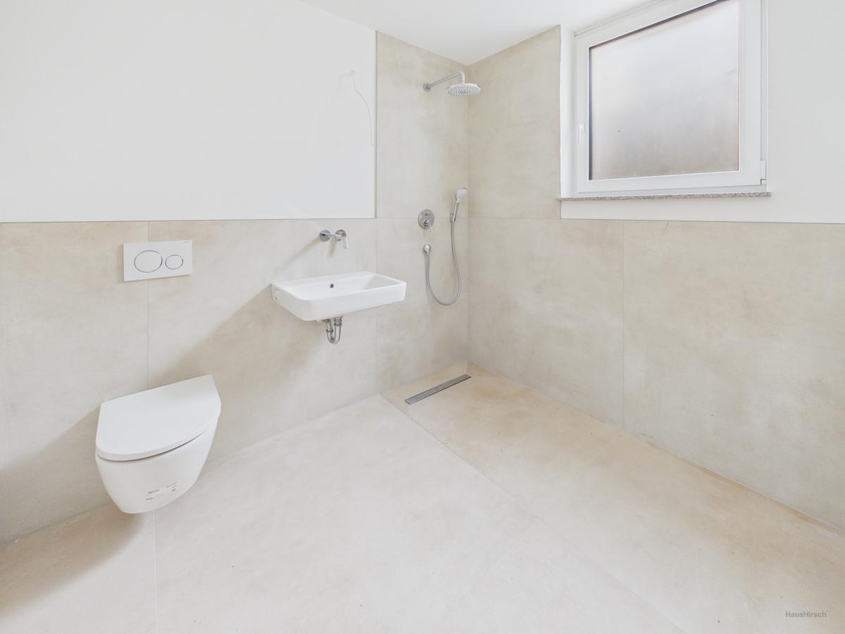 Badezimmer EG