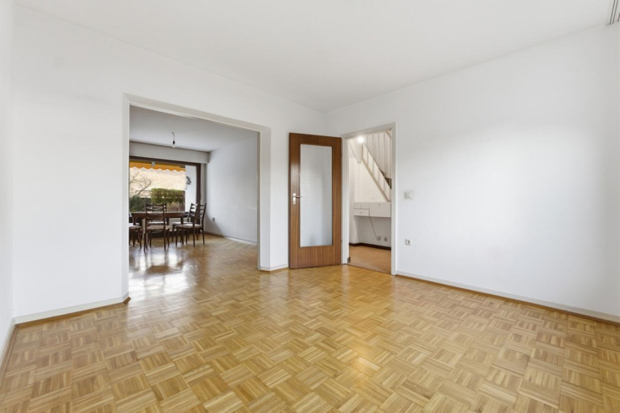 Ess-/Jugendzimmer
