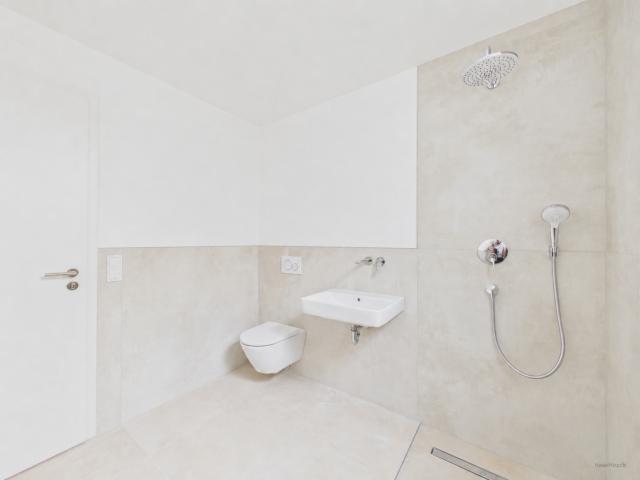 Badezimmer EG