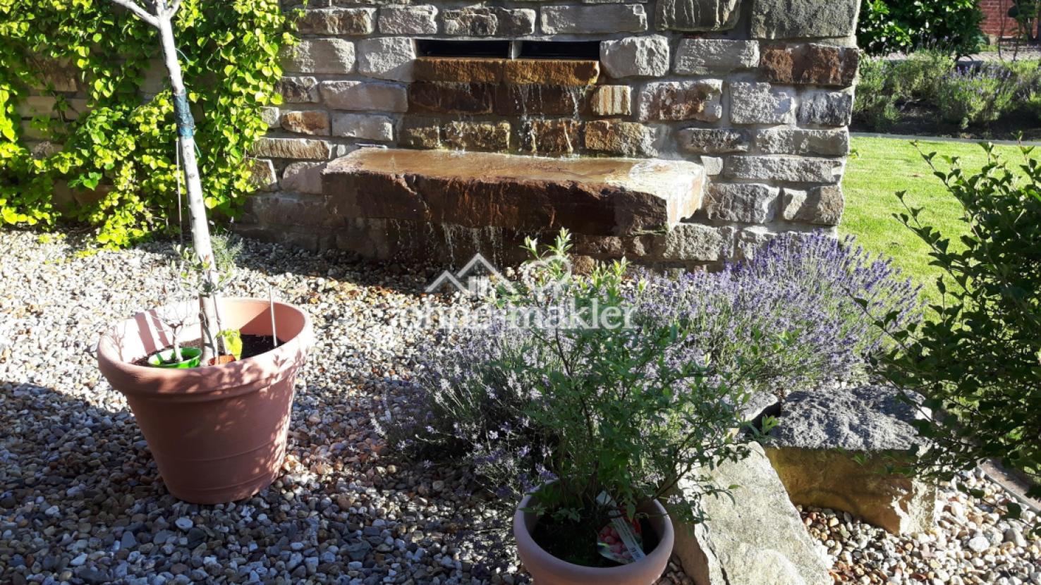 Brunnen an der Terrasse