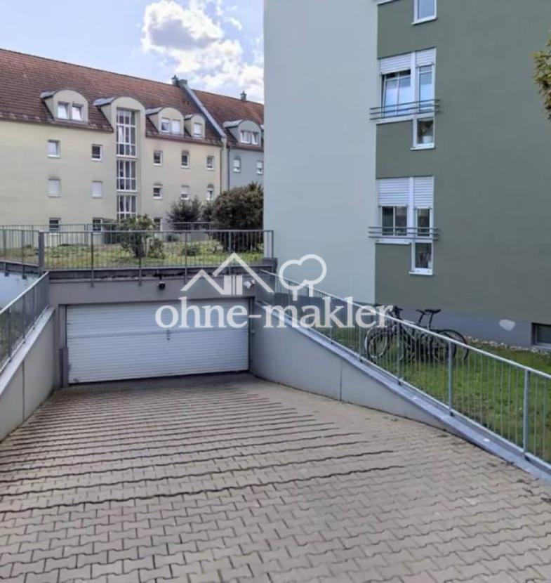 Einfahrt zur Tiefgarage
