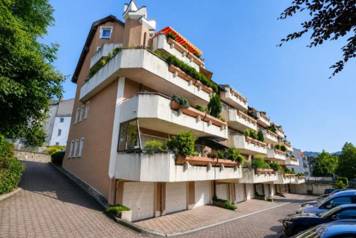 Hausrückseite 