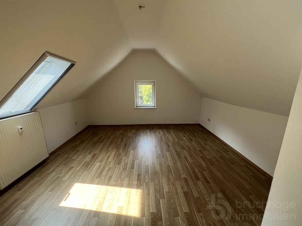 Spitzboden Zimmer 1