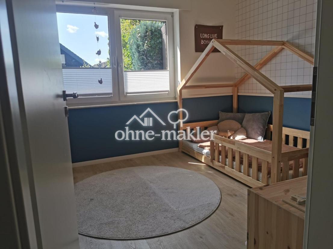 Kinderzimmer 2 mit Gartenblick