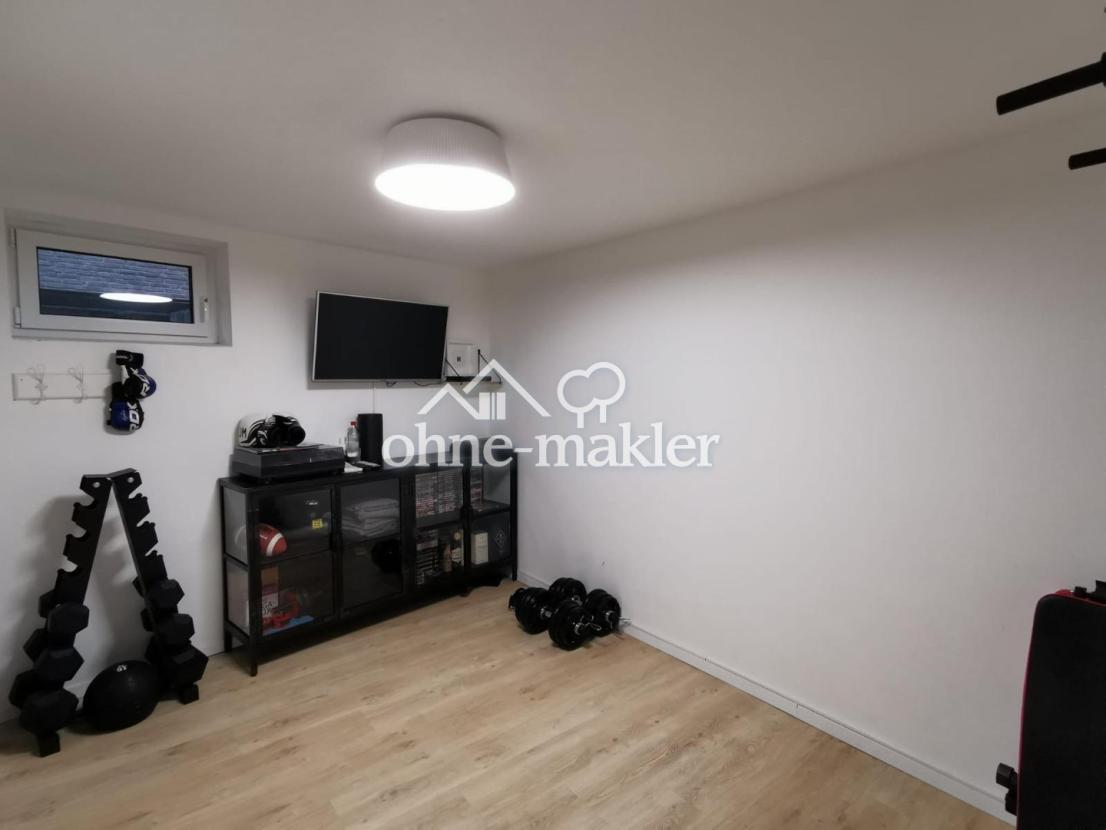 Zimmer im Souterrain