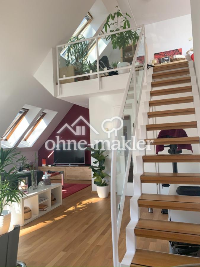 Wohnzimmer / Galerieblick
