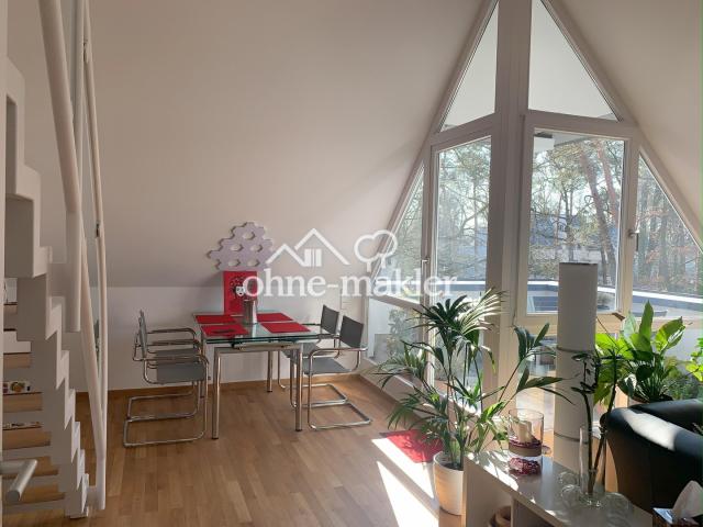 Wohnzimmer / Ausgang Balkon