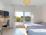 Schlafzimmer mit Dachterrasse