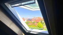 Dachfenster mit weitem Blick